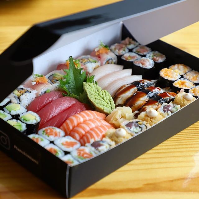 Custom Sushi Boxes